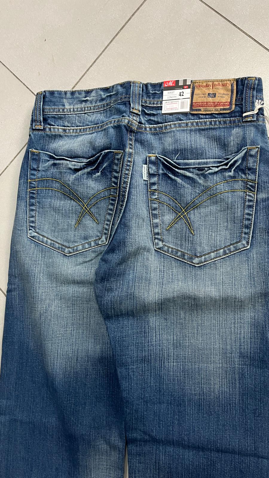 Denim Jeans Washed Embroidered Baggy Fit Vintage Y2K 90s 00s American Style Hip-Hop (S)