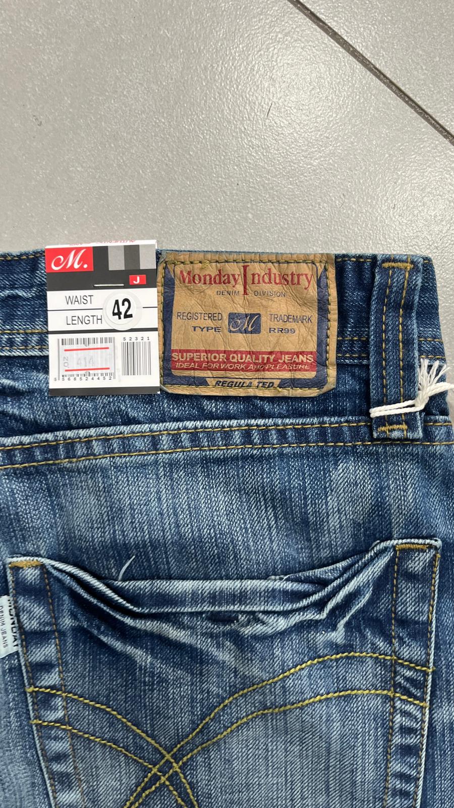 Denim Jeans Washed Embroidered Baggy Fit Vintage Y2K 90s 00s American Style Hip-Hop (S)