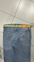 Denim Levis 501 Washed Straight Fit  (M)