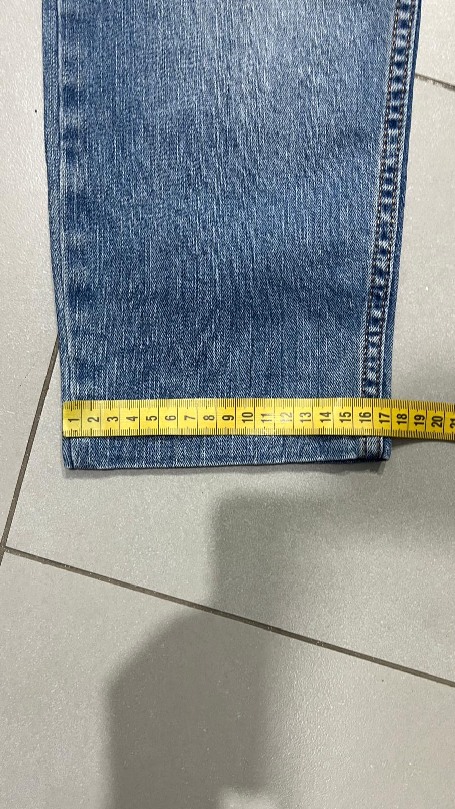 Jeans Denim Armani Slim Fit  (M)