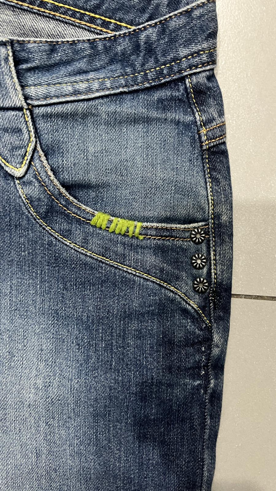 Denim Jeans Embroidered Straight Fit Vintage Y2K 90s 00s American Style Hip-Hop (M)