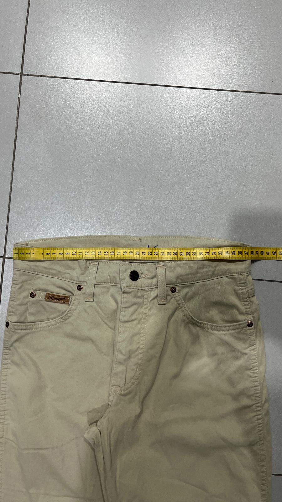 Denim Wrangler Straight Fit Beige  (M)