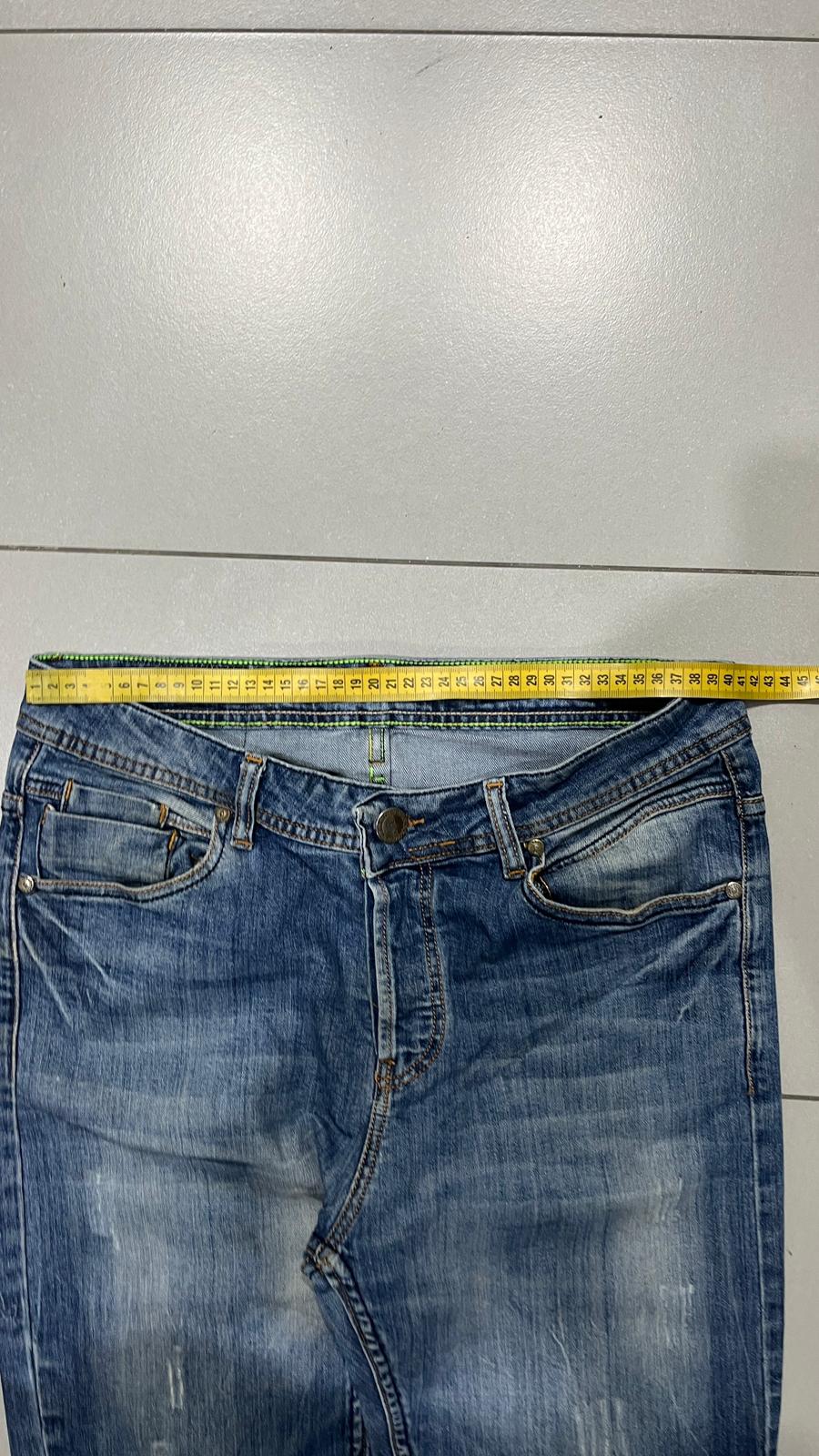 Denim Jeans Versace Straight Fit Washed (M)