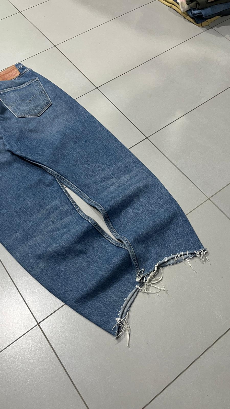 Denim Levis 501 Straight Fit Vintage Y2K 90s 00s American Style Hip-Hop (M)