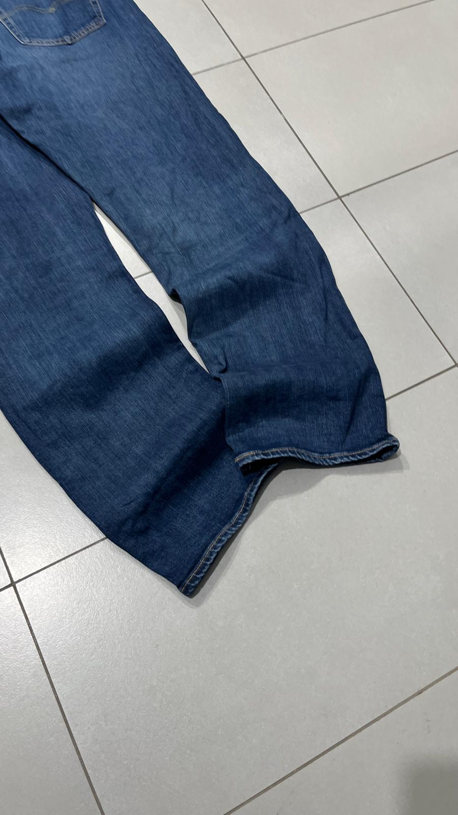 Denim Levis  (XXL)