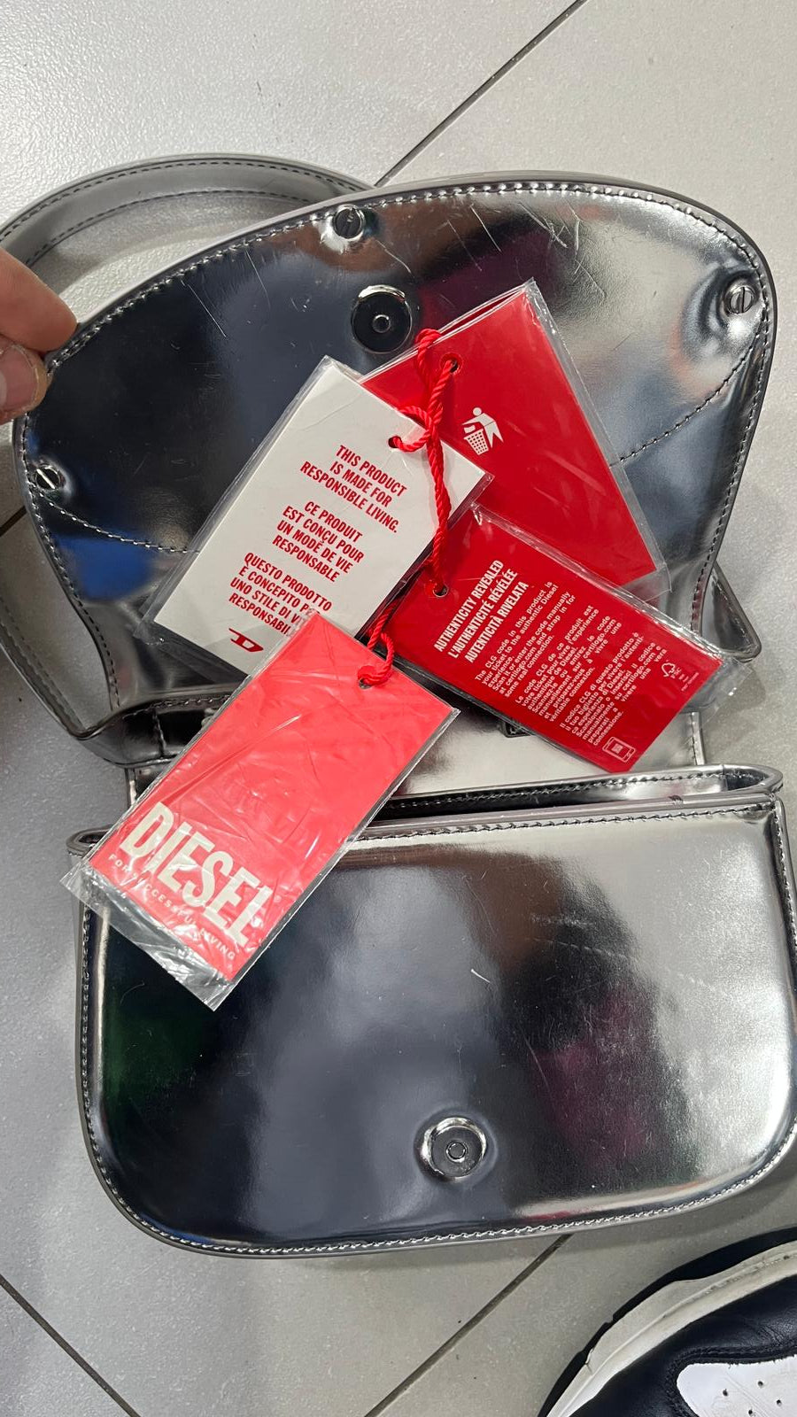 Borsa Diesel Silver da Donna 1DR in Pelle Specchiata color Argento