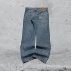 Denim Levis 501 Washed Straight Fit  (M)