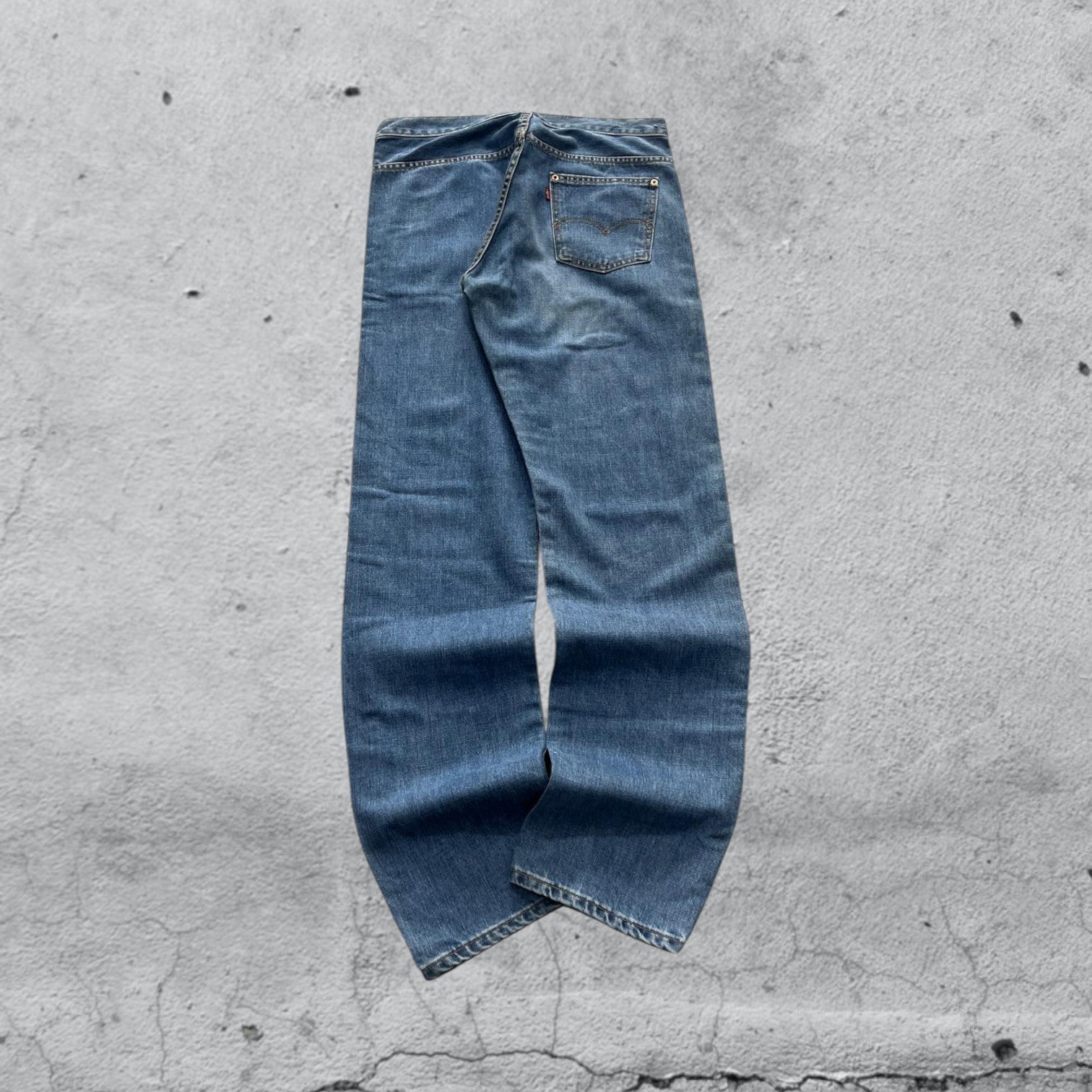 Denim Jeans Levis Straight Fit (M)