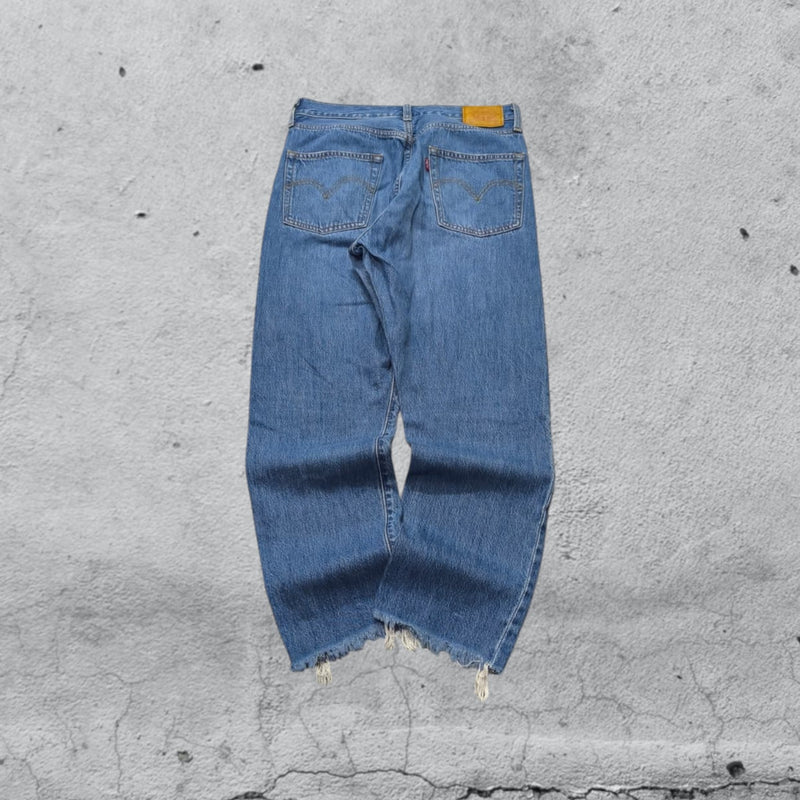 Denim Levis 501 Sfrangiato Straight Fit Vintage Y2K 90s 00s American Style Hip-Hop (S)