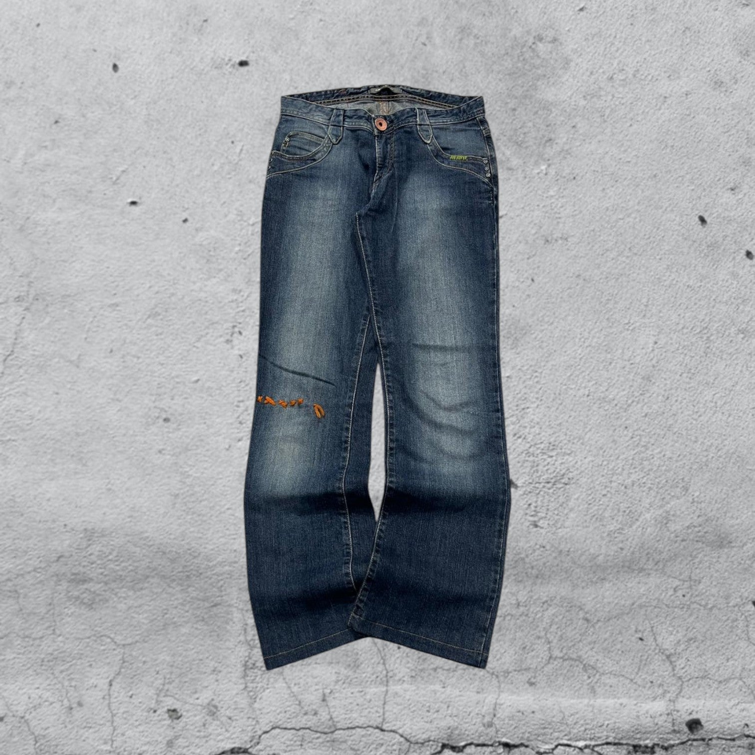 Denim Jeans Embroidered Straight Fit Vintage Y2K 90s 00s American Style Hip-Hop (M)